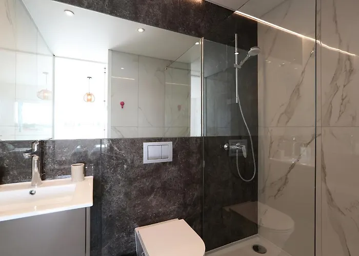 Appartamento T2-marina Mar-condominio De Luxo *